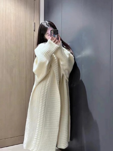2025 Autumn/Winter New High-Grade Large Quilted Sweater Jacket, Elegant Medium Length Cable Knit Cardigan, Loose Fit