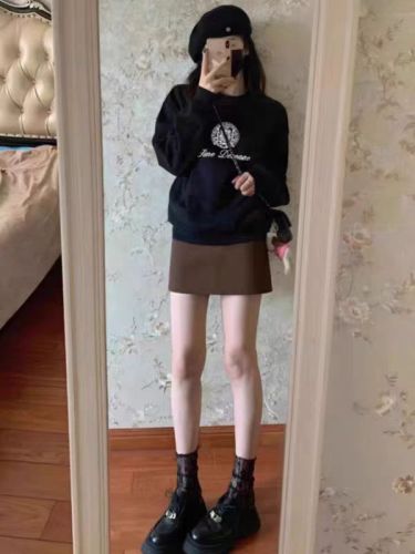 Women's Loose and Slouchy Short-Sleeve Round Neck Hoodie for Autumn and Winter