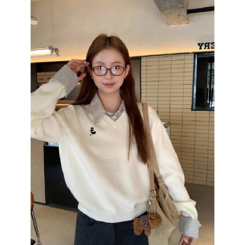 White Sweatshirt for Women, Autumn/Winter Lazy Chic Crewneck Cardigan, Oversized, Two-Piece Knit Top, Versatile Fashion Item