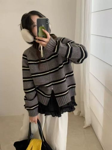 Korean Striped Zipper Knit Jacket 2025 Autumn New Outerwear Plaid Sweater Long Sleeve Short Length Color Block Top