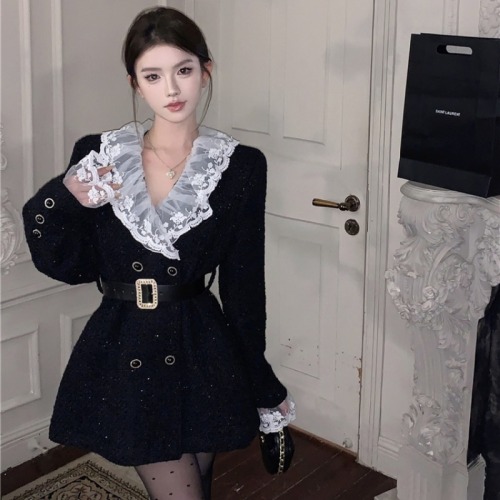 Real-shot! Korean-style heavy-duty grosgrain lace-trimmed wrap-style waist-defined long-sleeve suit dress with a belted trench coat look