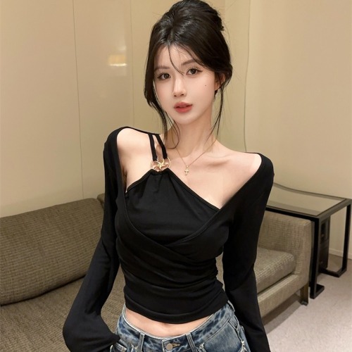 Real-shot ~ Sleek, Alluring Cutout Neckline Fashionable Base Long-Sleeve Off-Shoulder Slim-Fit T-Shirt for Women | Designer-Designed Top for Ladies