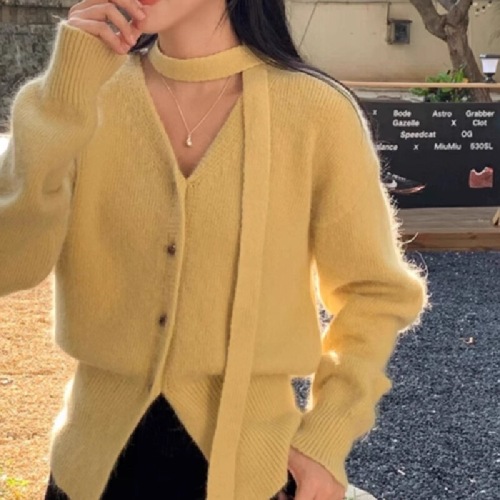 V-neck Ribbon Sweater Cardigan Coat for Women, 2025 Autumn/Winter Collection—New Lazy-Style Soft & Fluffy Knitted Top