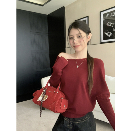 Photographed Genuine French High-End Shoulder-Strap Long-Sleeve Knit Top for Women - Exquisite Off-the-Shoulder Style