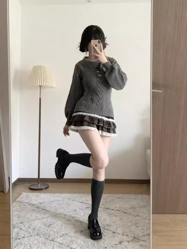 A one-shoulder rabbit ear round neck long-sleeved ancient-style knitted sweater for women, suitable for autumn and winter, elegant and sweet, versatile and stylish.