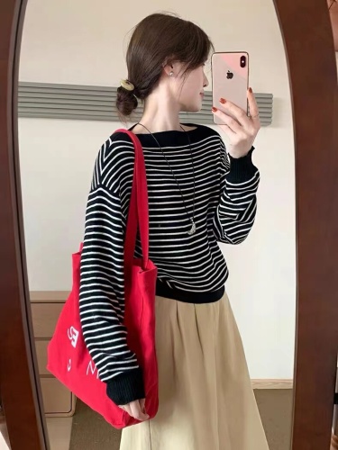 Lazy Style Striped One-Shoulder Top for 2025 Autumn/Winter New Korean Version Casual Slimming Elegant Knit Top for Women