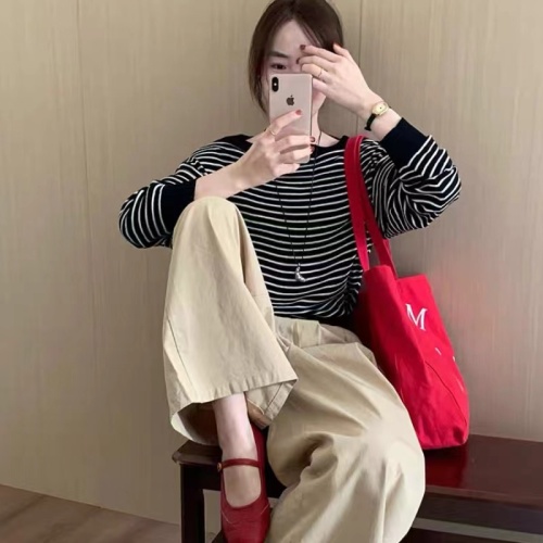 Lazy Style Striped One-Shoulder Top for 2025 Autumn/Winter New Korean Version Casual Slimming Elegant Knit Top for Women