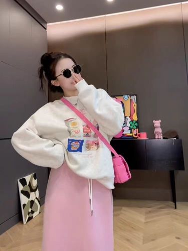 Women's Loose Fit Crew Neck Sweatshirt with Print, 2025 New Retro High-End American Style Top