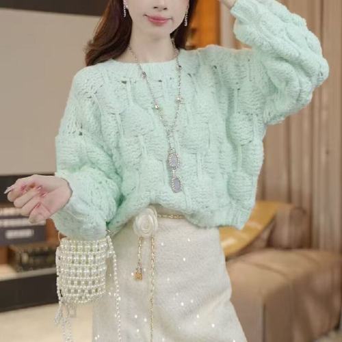 2025 Autumn/Winter New Fashion & Stylish Versatile Slimming Long-Sleeve Thick Hooded Sweater for Women with Design Sense Top