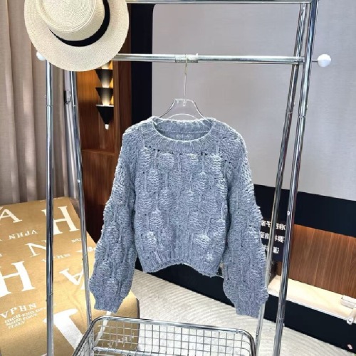 2025 Autumn/Winter New Fashion & Stylish Versatile Slimming Long-Sleeve Thick Hooded Sweater for Women with Design Sense Top