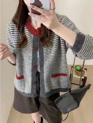 Retro Lazy Style Color Block Striped Knit Sweater Autumn/Winter Korean Style New 2025 Unique Cardigan Open Type High-End Top