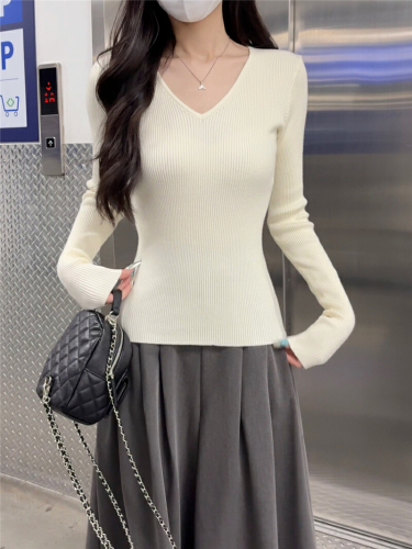 Live-shoot Autumn/Winter base V-neck knit top, slim-fitting versatile slimming inner base top close-fitting cashmere