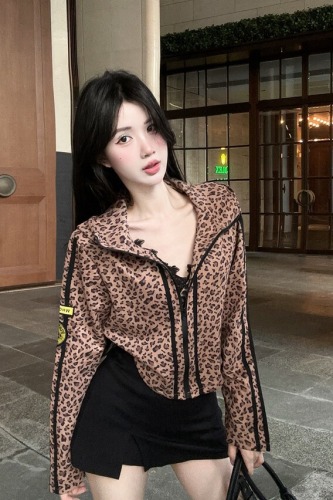 Photographed~ American retro design short coat new winter style stand-up collar hooded waist-cinch slimming leopard print cardigan