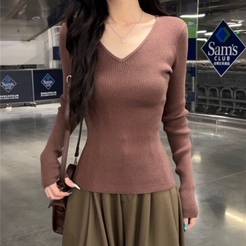 Live-shoot Autumn/Winter base V-neck knit top, slim-fitting versatile slimming inner base top close-fitting cashmere