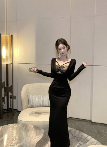 Real-shot sexy lace-embedded faux two-piece dress, new arrival—waist-defined, figure-flattering, sheath-style maxi skirt