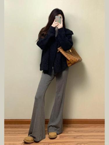 Turn-down Collar Cable-Knit Sweater Coat for Women, 2025 Autumn/Winter Collection—New Lazy-Style Knitted Cardigan with a Luxe, Thickened Design