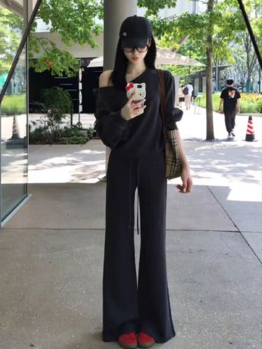 Vintage American Sloped Shoulder Hoodless Sweatshirt for Women, Early Autumn Padded Loose Thin Model, Bare Shoulder Hooded Long Sleeve Top