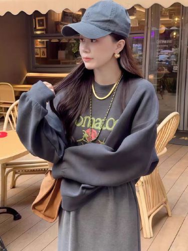 Women's Loose Comfortable Long-Sleeve Round Neck Shorter Hoodie for Autumn and Winter