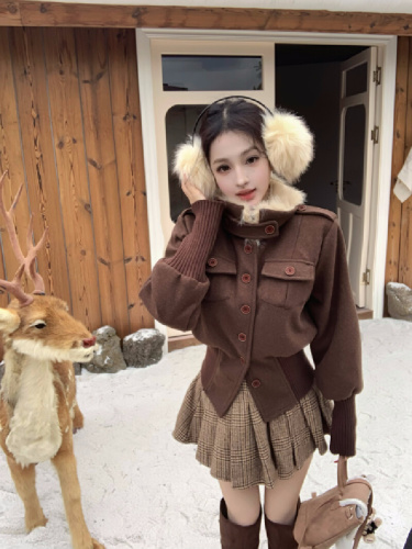 Real shot~Songcha Cocoa high-end retro metal buckle jacket for women winter new woolen jacket top