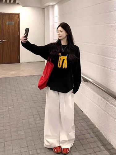 Korean-style long-sleeved women's t-shirt with design sense, lazy style, loose and casual, versatile top