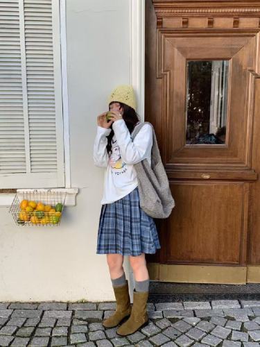 Korean-style long-sleeved women's T-shirt with a design sense, relaxed, loose, casual and versatile top