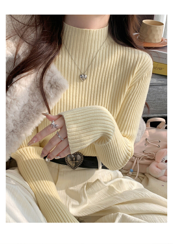 Women's Yellow Sweater 2025 New Autumn/Winter High-Neck Knit Top with Semi-High Collar
