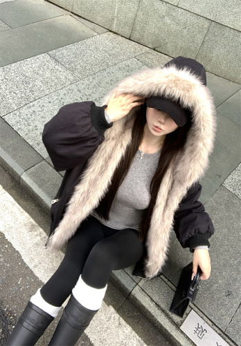 Real shot~ American retro mountain carving two-sided coat for women in winter with a sense of elegance, fur-lined leather-padded warm cotton coat