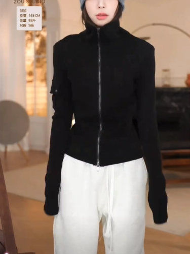 Original Version: 43% Cotton, 34% Polyester, 19% Nylon, 4% Spandex, Double Zipper High Collar Sweatshirt Women's Fashionable and Versatile