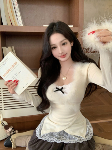 Photographed~ Sweet and Spicy Dream, Pure Desire Style Design Sensory Slimming Knit Top for Autumn Waist-Taking Upper Body