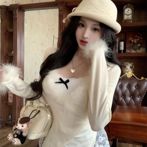 Photographed~ Sweet and Spicy Dream, Pure Desire Style Design Sensory Slimming Knit Top for Autumn Waist-Taking Upper Body