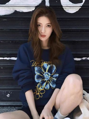 Stylish Petite Short-Sleeve Sweater for Women—Autumn/Winter Loose-Fit, Cozy-Style Long-Sleeve Crew-Neck Top