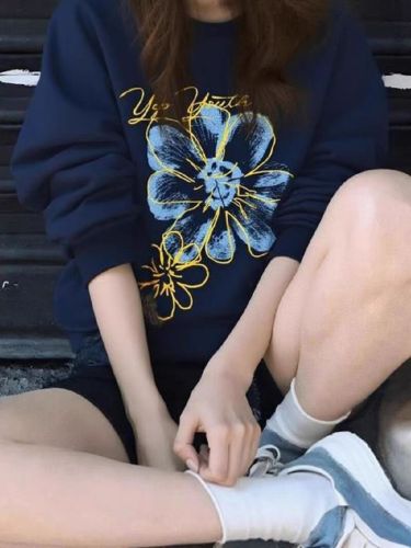 Stylish Petite Short-Sleeve Sweater for Women—Autumn/Winter Loose-Fit, Cozy-Style Long-Sleeve Crew-Neck Top