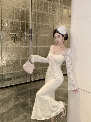 Live shot! Sexy lace V-neck lace long-sleeve dress, slimming, fish-tail, bust-enhancing skirt