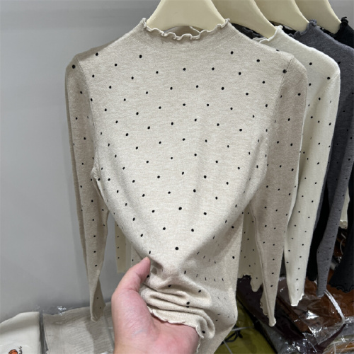 Fresh & Chic Wooden-Edge Polka-Dot Long-Sleeve Knit Sweater for Women – 2025 Autumn/Winter New Arrival, Stylish Layering Base Top, Trendy Design