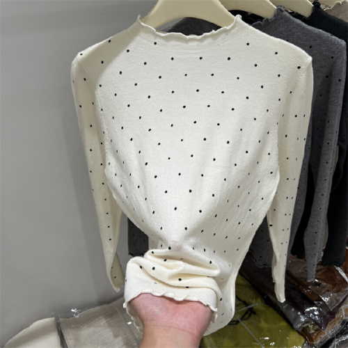 Fresh & Chic Wooden-Edge Polka-Dot Long-Sleeve Knit Sweater for Women – 2025 Autumn/Winter New Arrival, Stylish Layering Base Top, Trendy Design