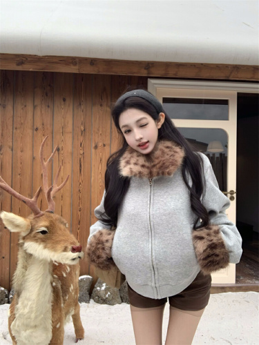 Photographed~ Dark Brown Plush Fleece Patchwork Jacket with Pom-Pom Hood, Autumn/Winter New Arrival, American Style, Fitted Slimming Top