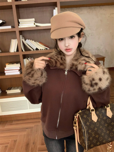 Photographed~ Dark Brown Plush Fleece Patchwork Jacket with Pom-Pom Hood, Autumn/Winter New Arrival, American Style, Fitted Slimming Top