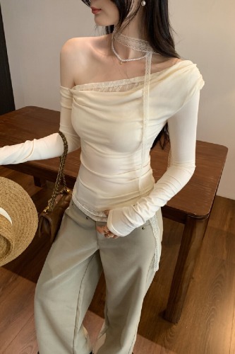 Photographed purple lace scarf sleeve off-shoulder base shirt women's autumn 2025 new style can be worn outside shoulder-revealing top