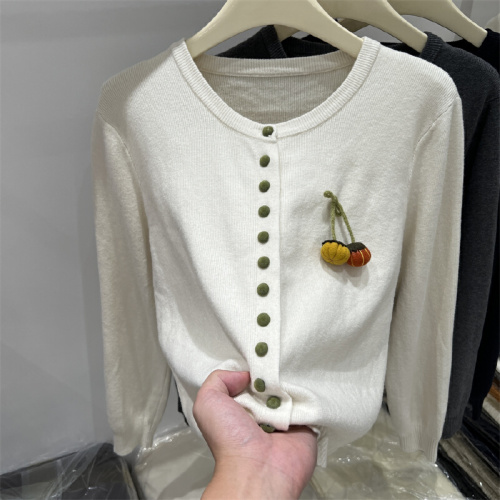 Design-Style Pumpkin Decorated Long-Sleeve Knit Cardigan for Women, 2025 Early Autumn New Arrival Fashion Outerwear Top