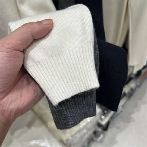 Design-Style Pumpkin Decorated Long-Sleeve Knit Cardigan for Women, 2025 Early Autumn New Arrival Fashion Outerwear Top