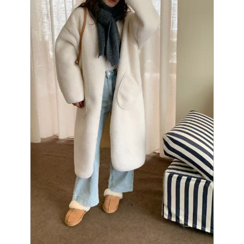 Sweet Women's Autumn/Winter New Korean Style Cartoon Loose Matchable Slimming Lamb Wool Jacket