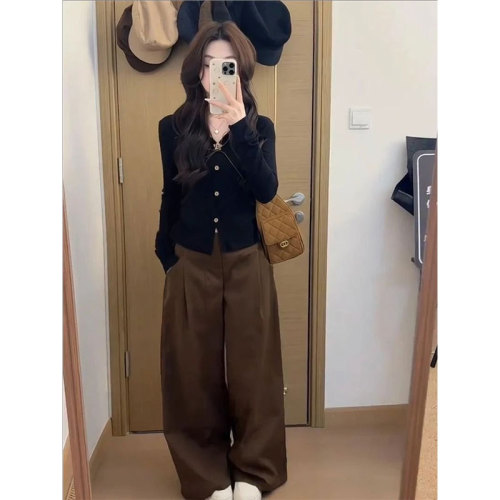 Original Quality Early Autumn Bowknot V-Neck Long-Sleeve T-Shirt for Women, Retro Flower Buttoned Fitted Slimming Top