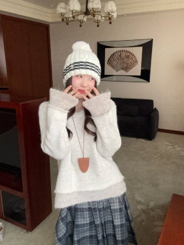 Shot design, niche two-piece contrasting color patchwork women's Korean style loose outerwear knit sweater top