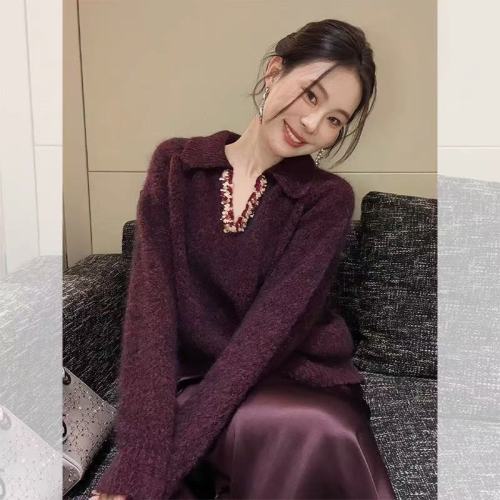 2025 Winter French Heavy Work Collar Sparkling Knit Top with Relaxed Fit