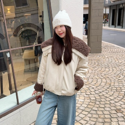 Actual shoot lamb wool large lapel coat with added thickness warm Korean version leather and fur integrated parka style loose chic cotton coat