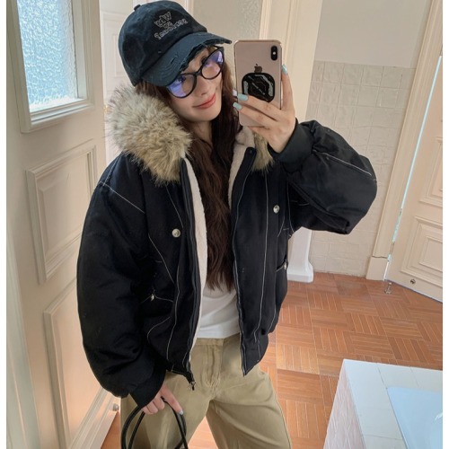 Shoot-proof short down cotton coat for women with faux rabbit fur hooded collar, 2025 winter cotton jacket, American retro style