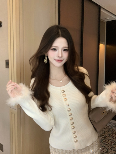 Shot~Little Chanel-style fuzzy sleeve knit base shirt for women, autumn and winter this year's popular sweater innerwear top