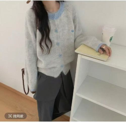 2025 Color-blocking Korean-style retro knit cardigan for women, new autumn design, versatile and soft sweater-style coat