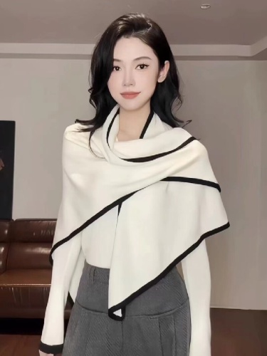 Triangle scarf outerwear, women's 2025 new autumn slimming knitted sweater, Korean style layering two-piece top