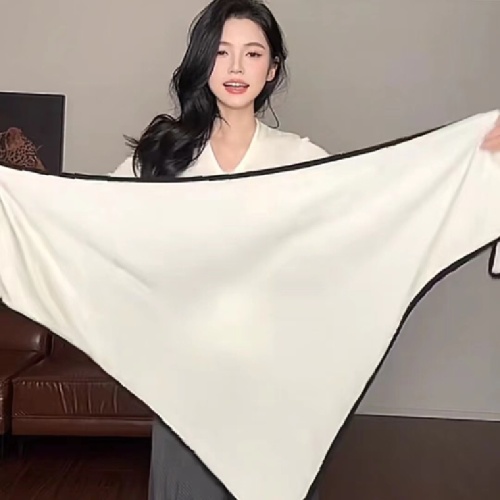 Triangle scarf outerwear, women's 2025 new autumn slimming knitted sweater, Korean style layering two-piece top